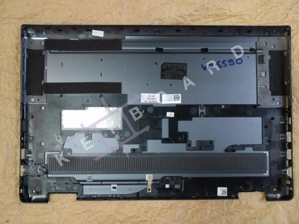 Нижня частина Dell Vostro 5590